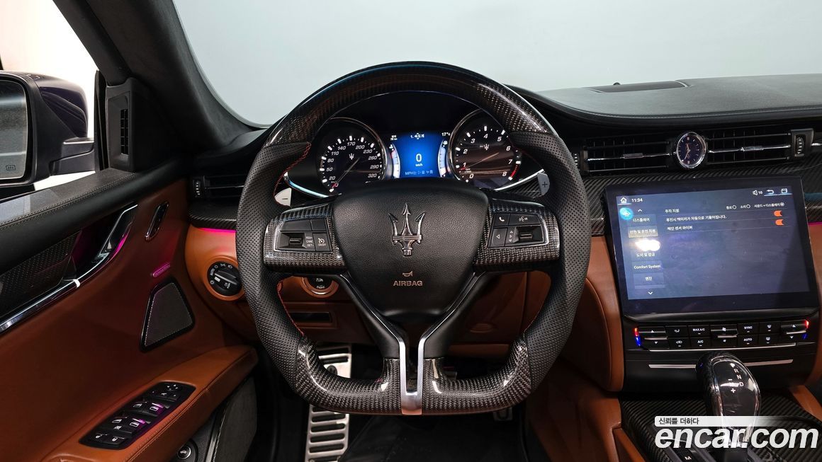 Maserati Quattroporte 2015