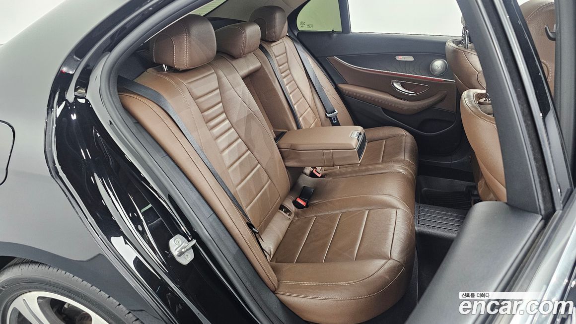 Mercedes-Benz E-Class 2017