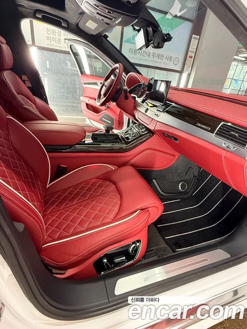 Audi A8 2011