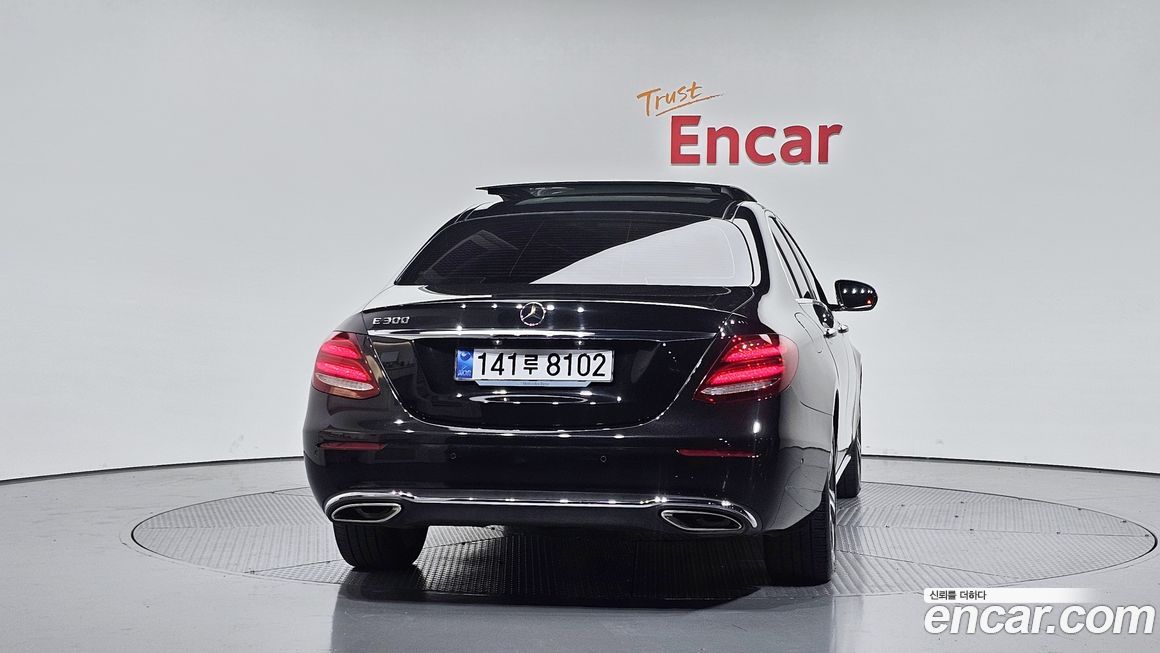 Mercedes-Benz E-Class 2017