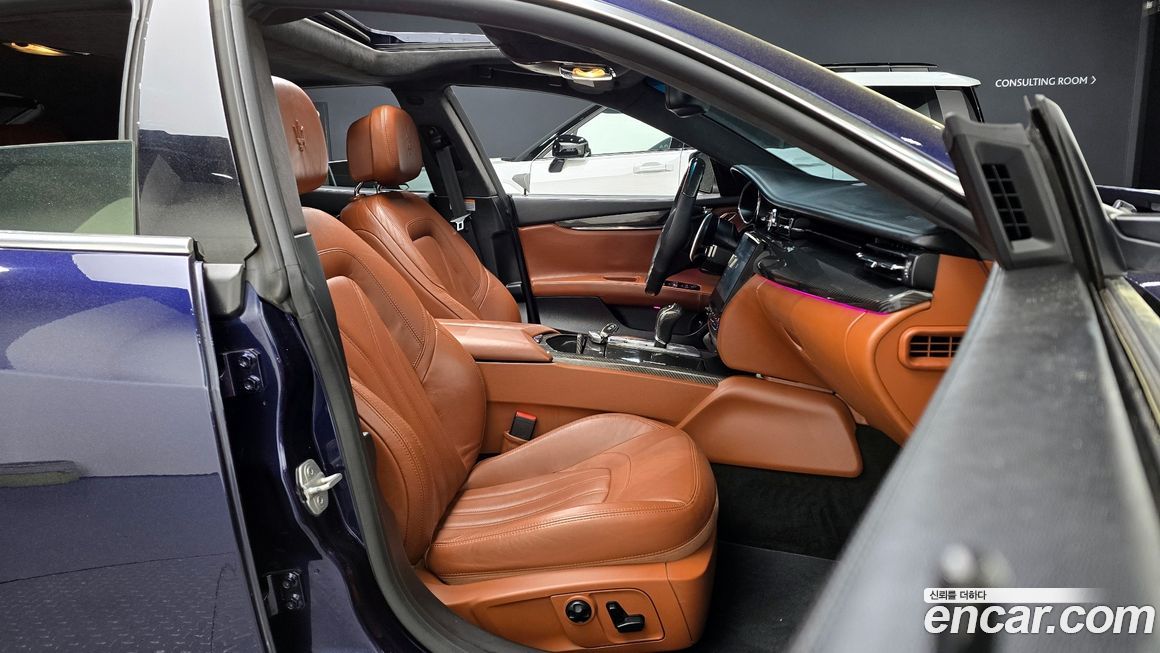 Maserati Quattroporte 2015