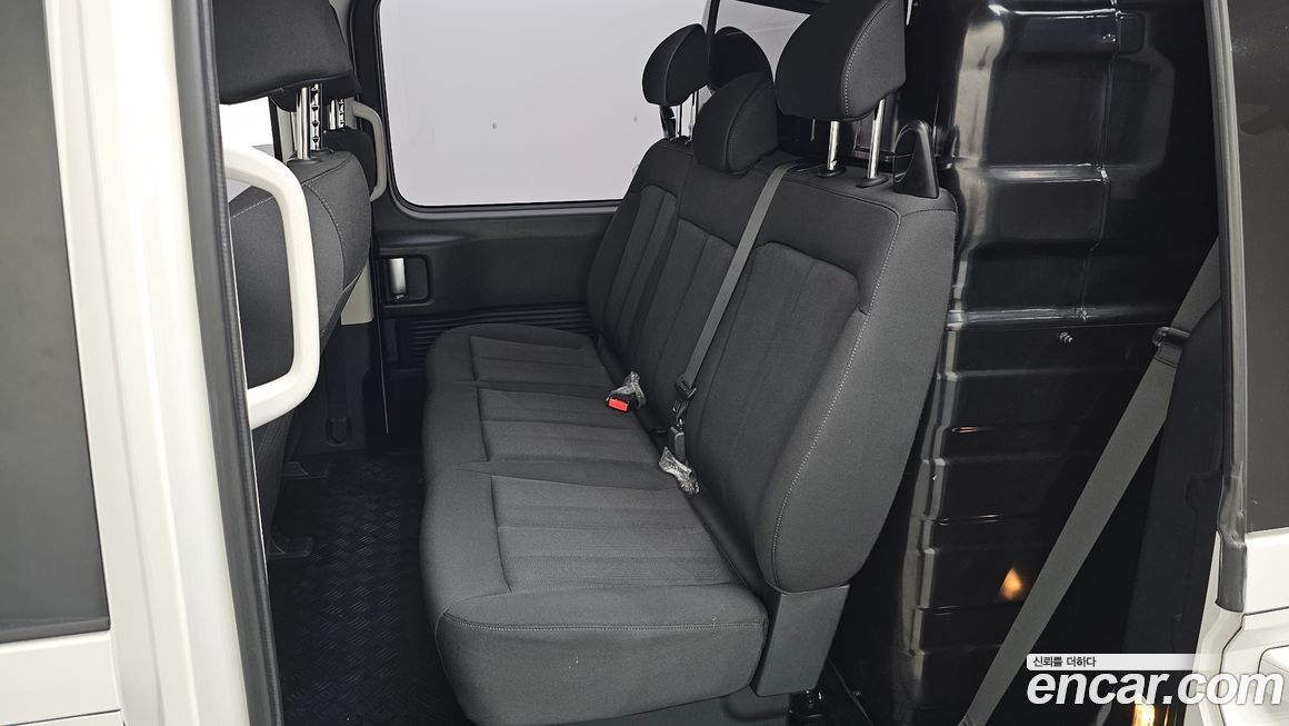 Hyundai Staria 2022