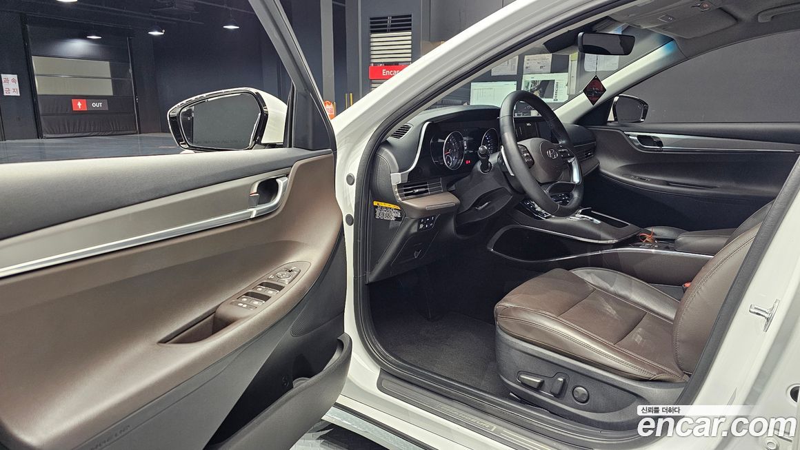 Hyundai Grandeur 2020