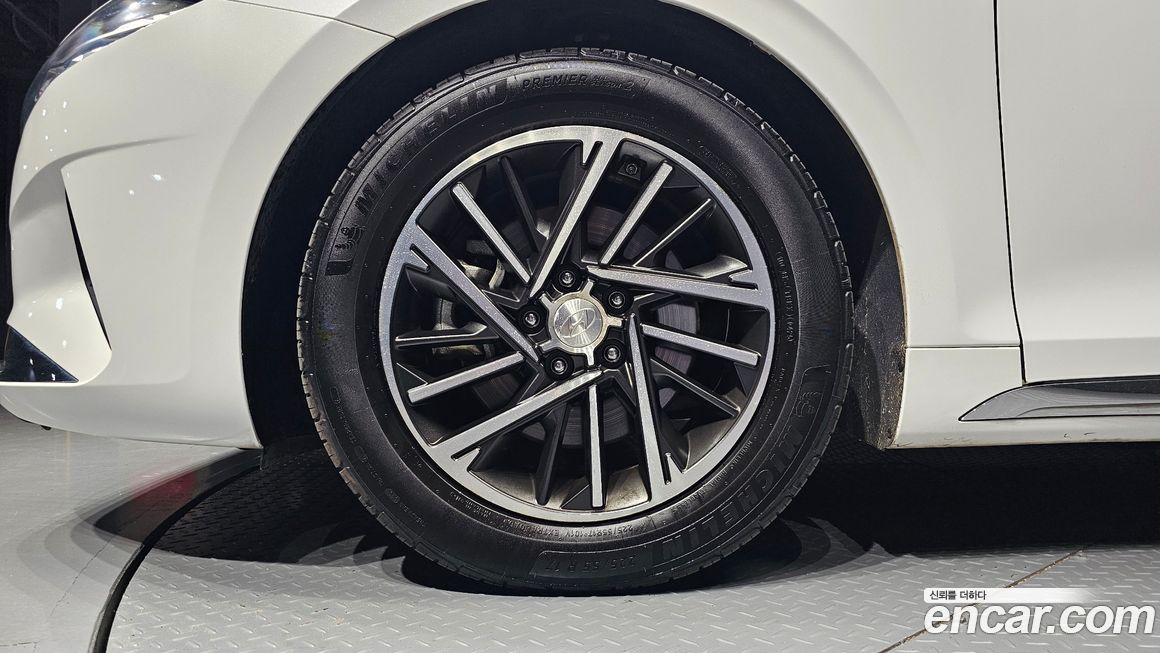 Hyundai Grandeur 2020
