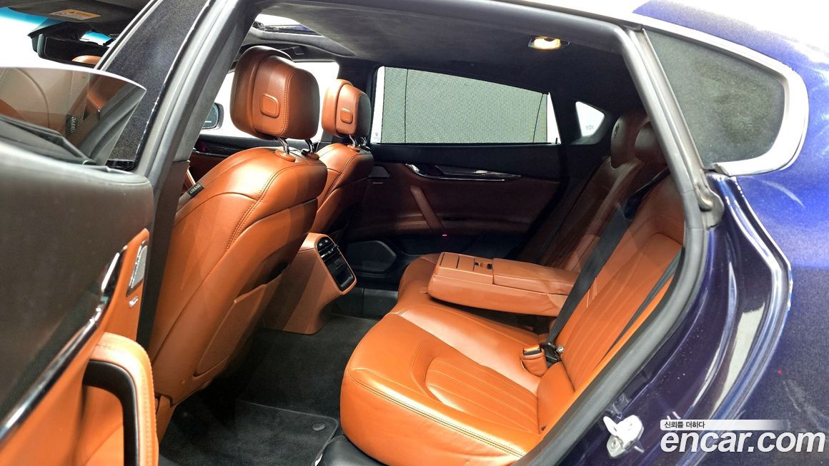 Maserati Quattroporte 2015