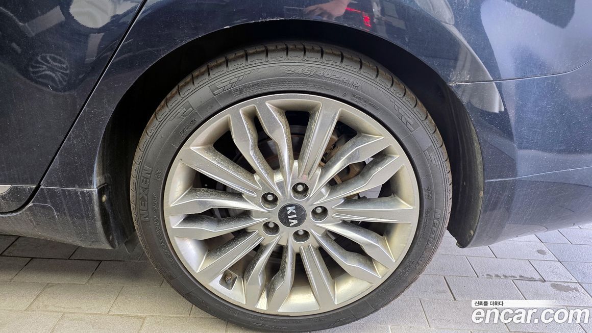 Kia K7 2020