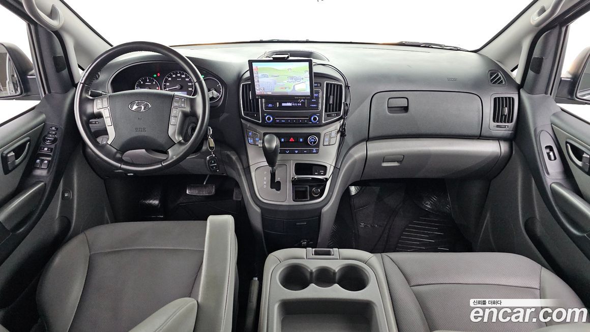 Hyundai Starex 2021