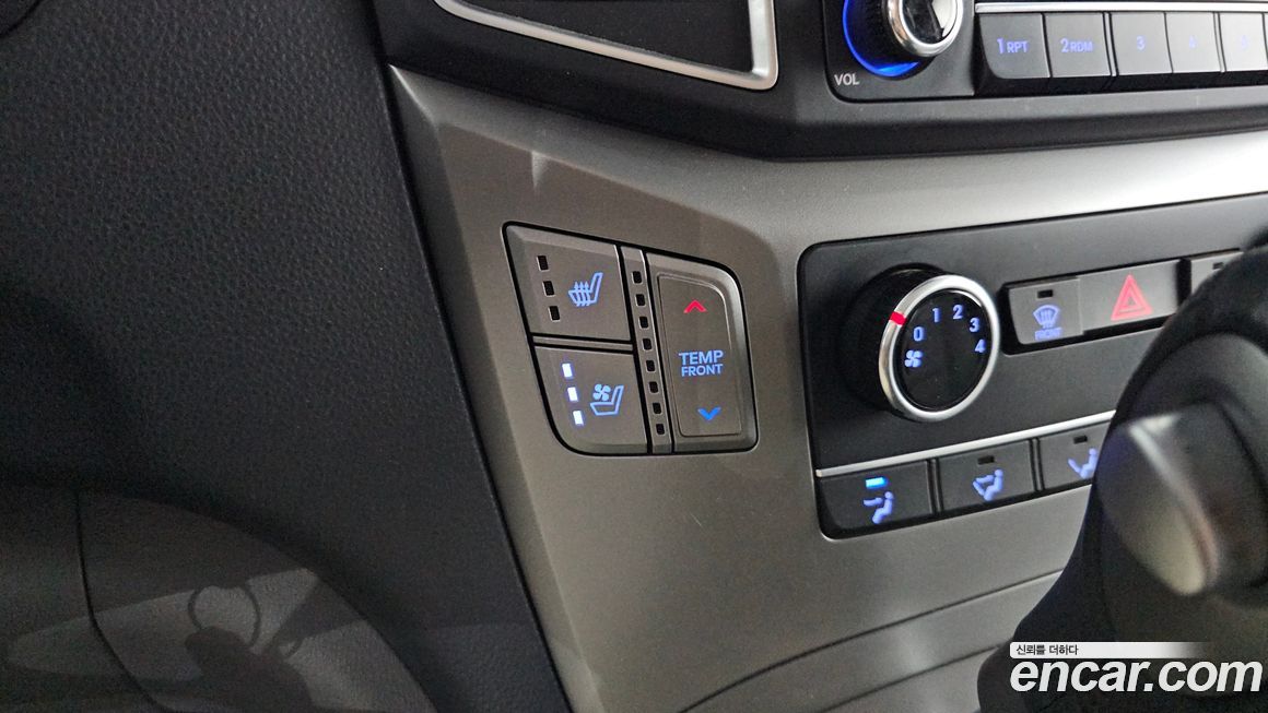 Hyundai Starex 2021