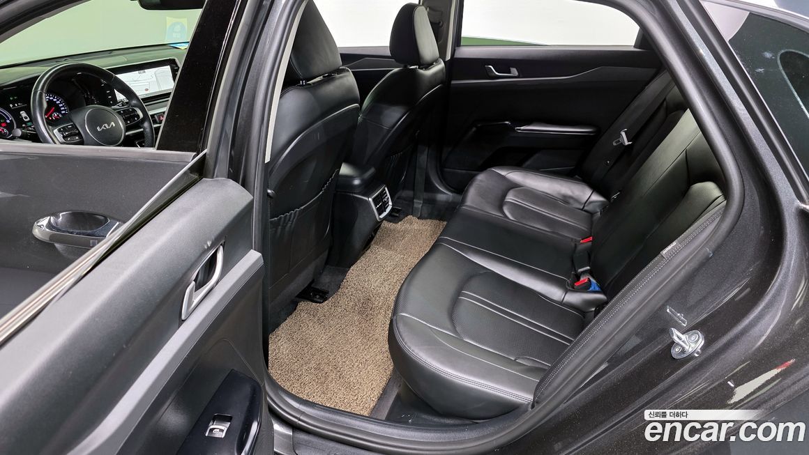 Kia K5 2023