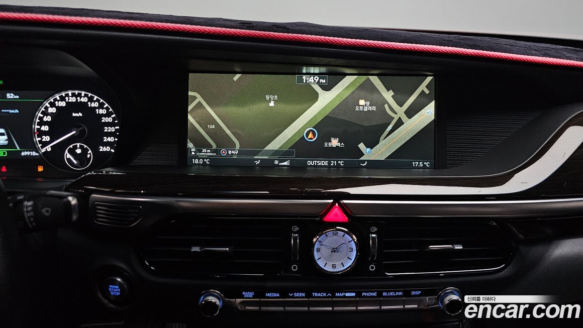 Genesis EQ900 2017