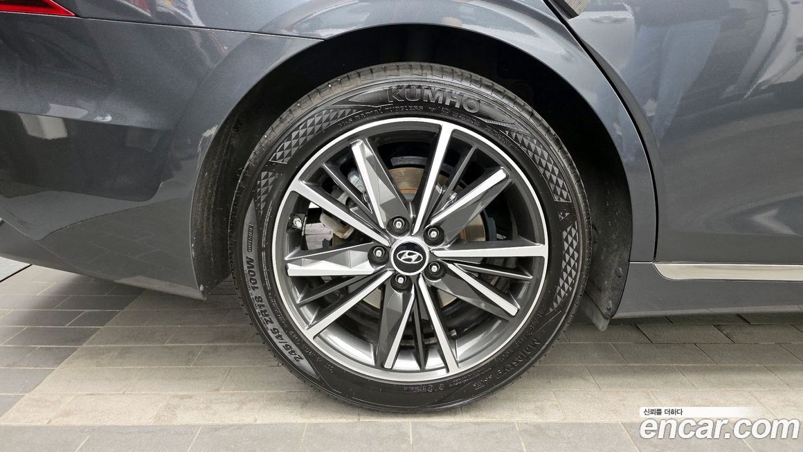 Hyundai Grandeur 2022