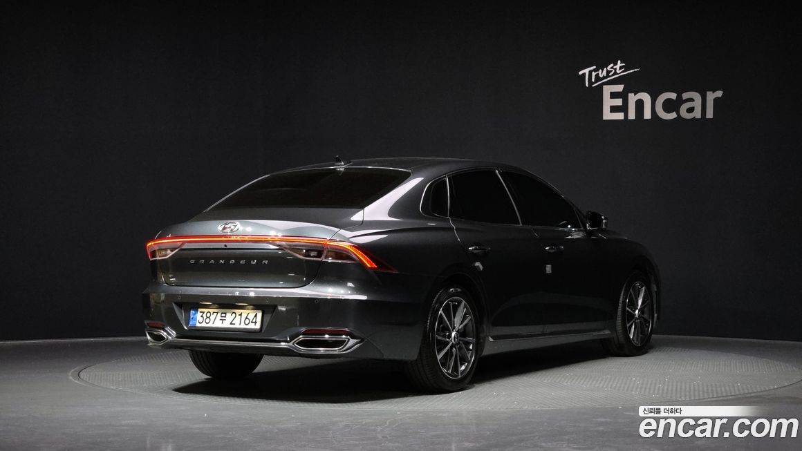 Hyundai Grandeur 2022