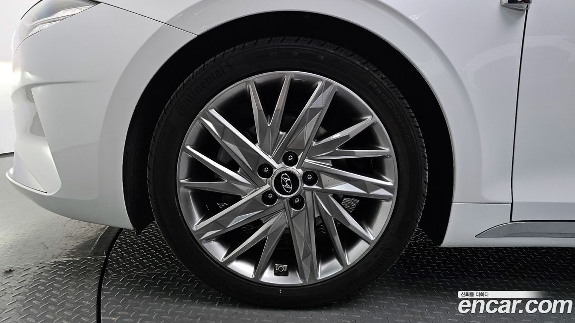 Hyundai Grandeur 2021