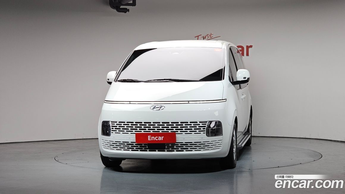 Hyundai Staria 2022