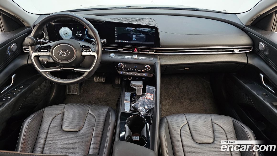 Hyundai AVANTE 2022