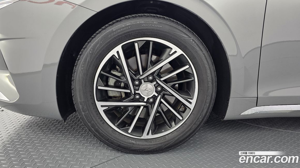 Hyundai Grandeur 2021