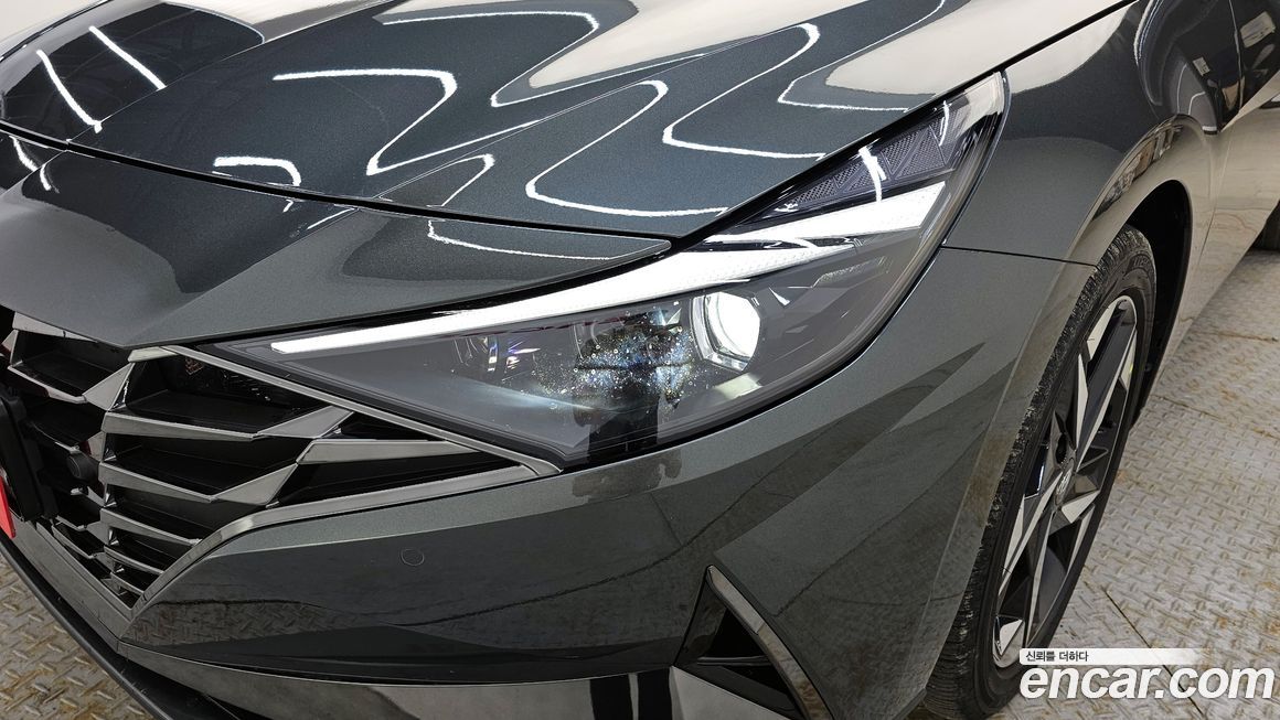 Hyundai AVANTE 2022