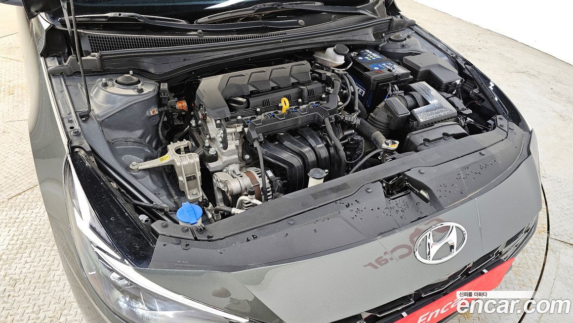 Hyundai AVANTE 2022