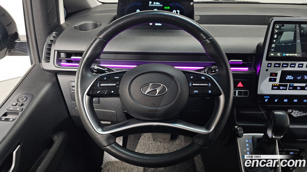Hyundai Staria 2022