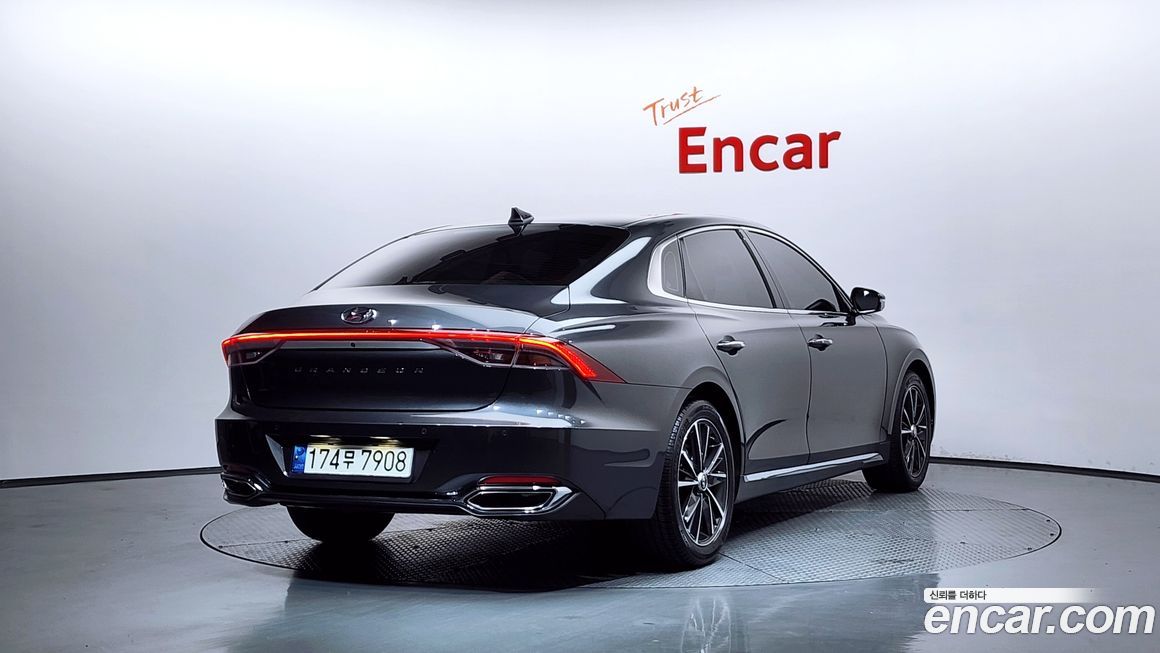 Hyundai Grandeur 2021