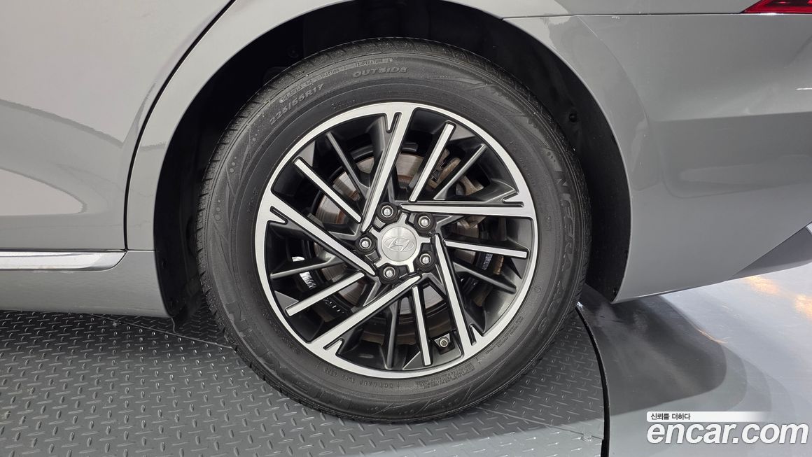 Hyundai Grandeur 2021