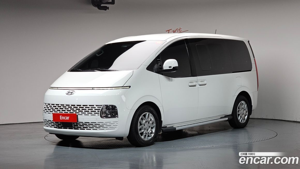 Hyundai Staria 2022