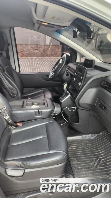 Hyundai Staria 2022