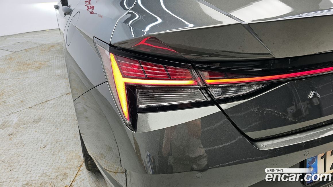 Hyundai AVANTE 2022