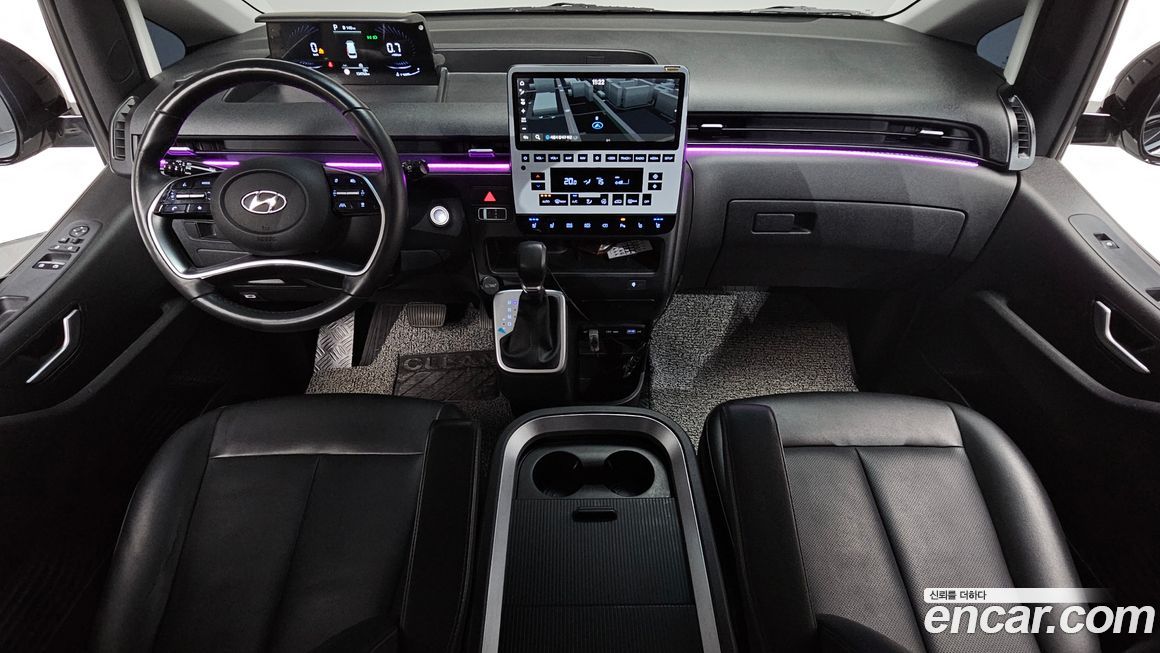 Hyundai Staria 2022