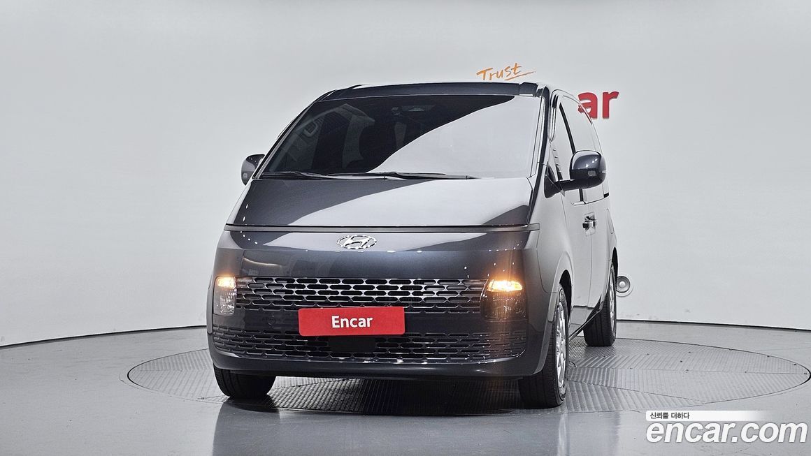 Hyundai Staria 2023