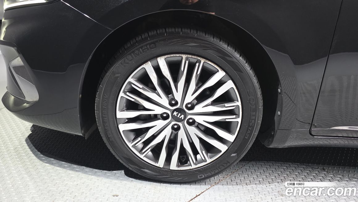 Kia K7 2021