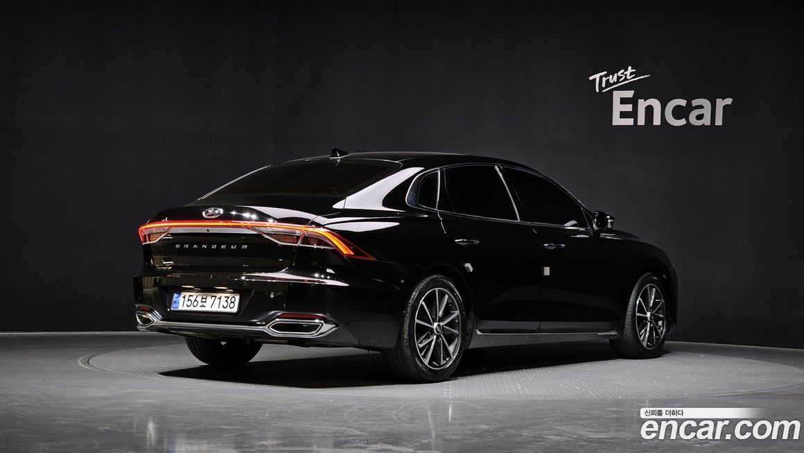Hyundai Grandeur 2022