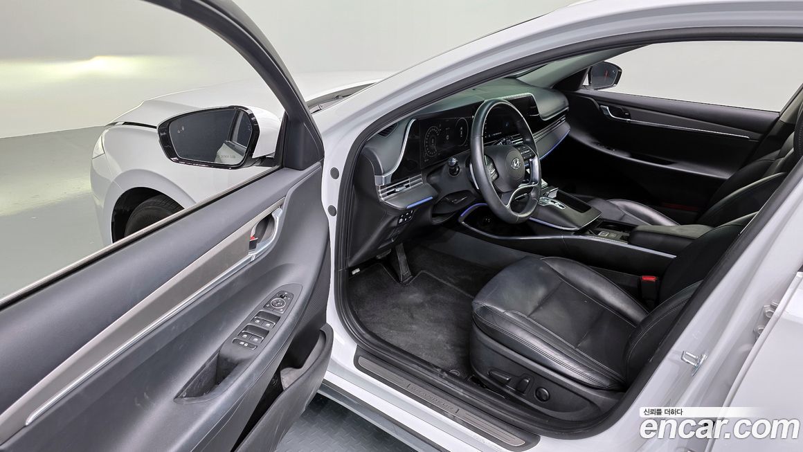 Hyundai Grandeur 2020