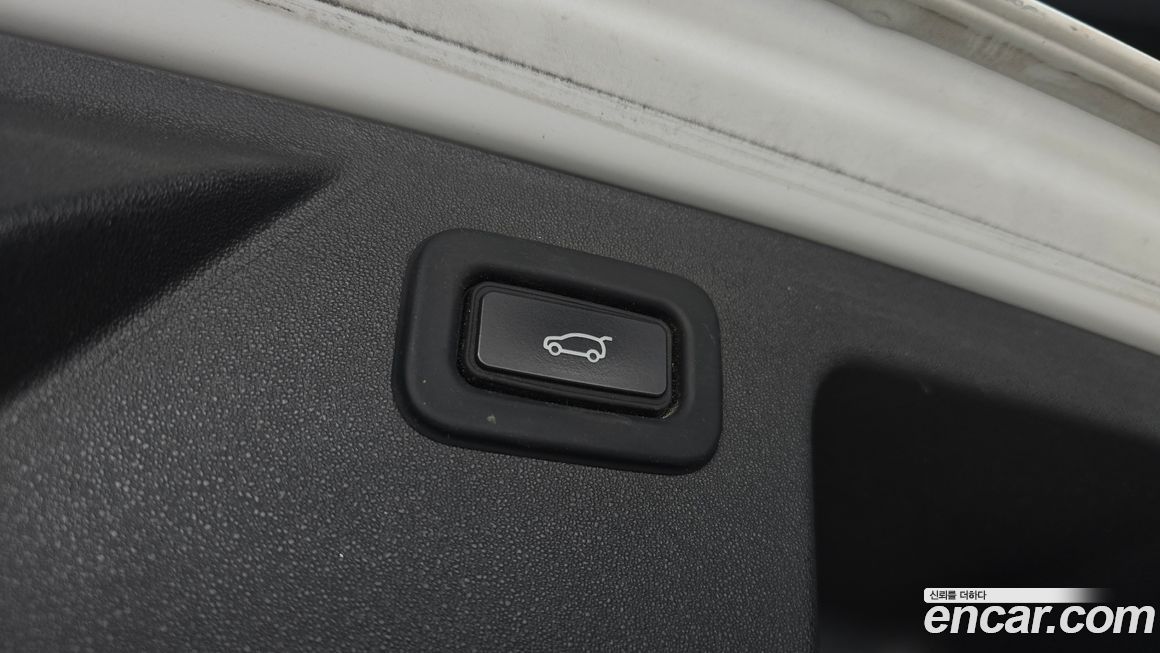Land Rover Discovery Sport 2021