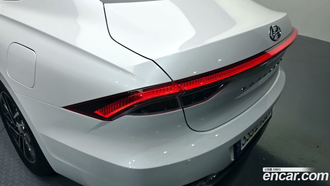Hyundai Grandeur 2020
