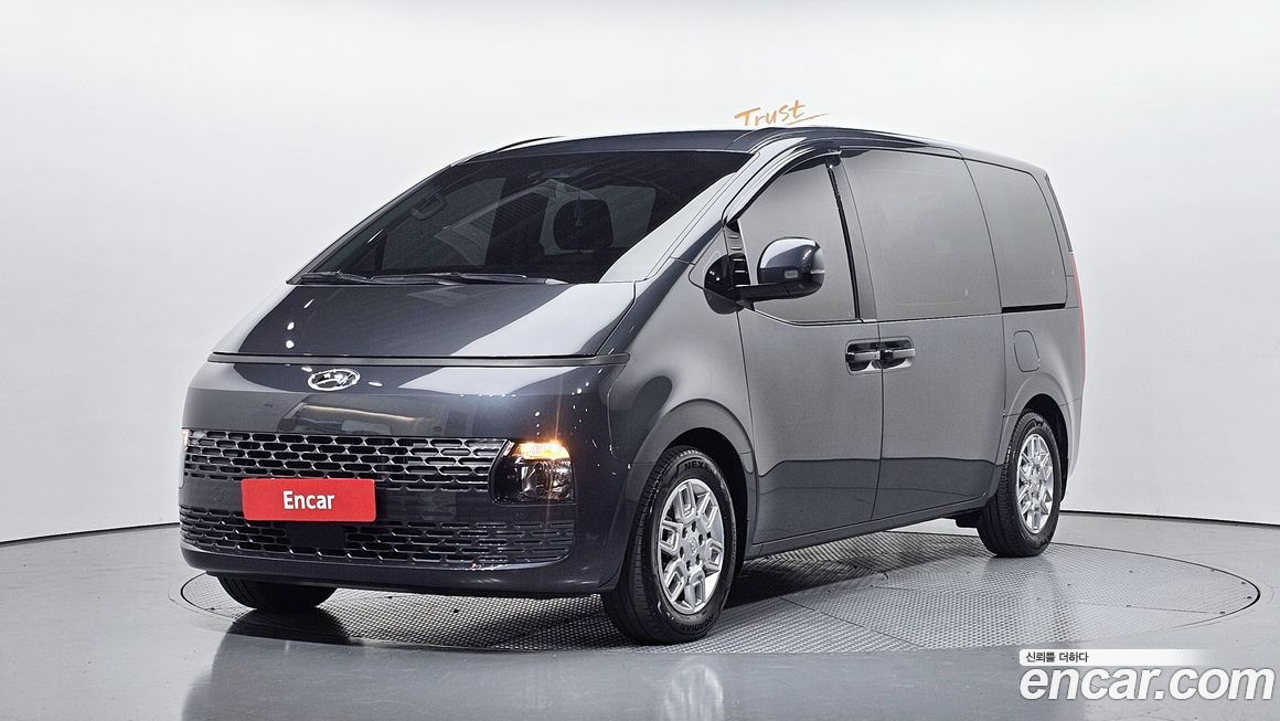 Hyundai Staria 2023