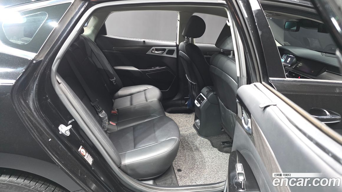 Kia K7 2021