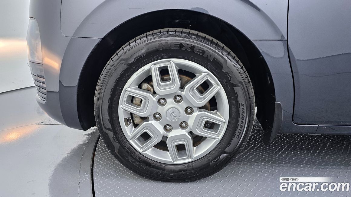 Hyundai Staria 2023