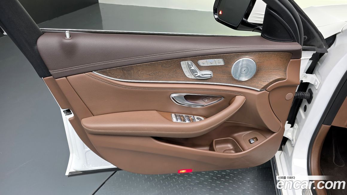 Mercedes-Benz E-Class 2018