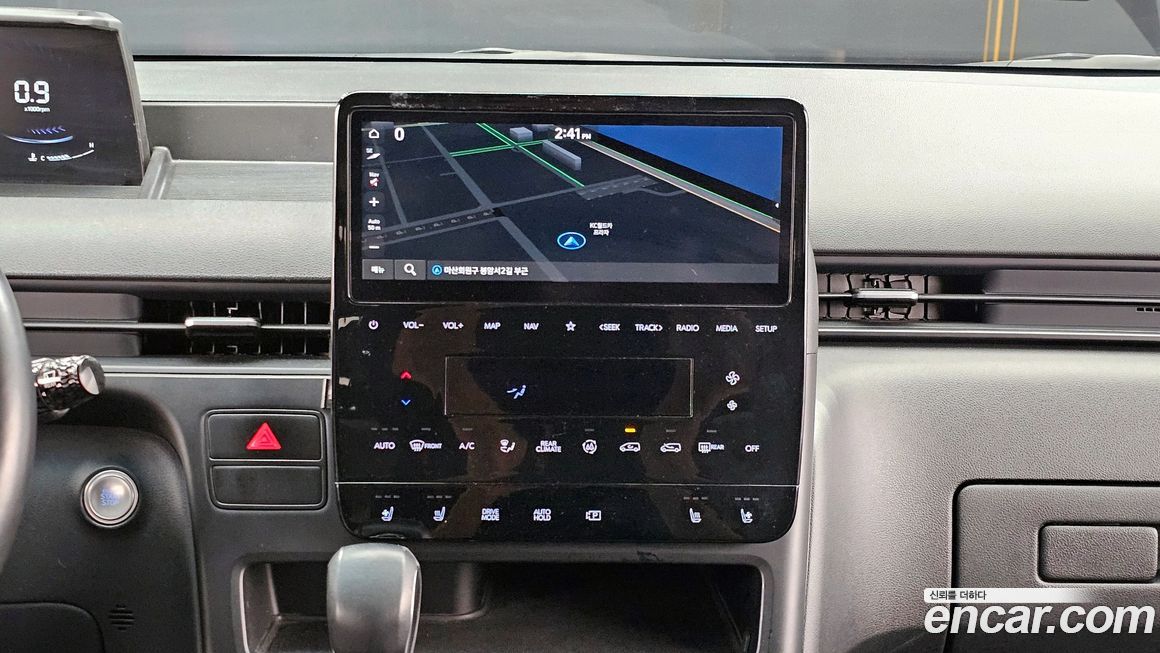 Hyundai Staria 2023