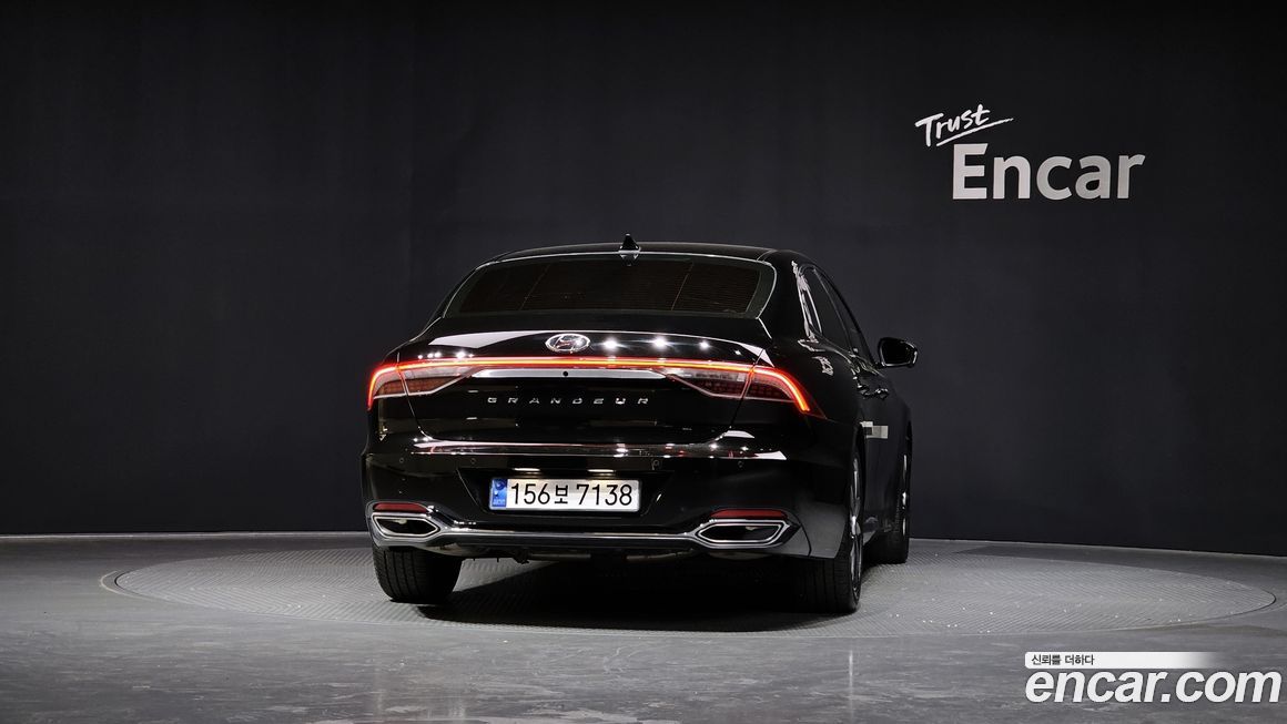 Hyundai Grandeur 2022