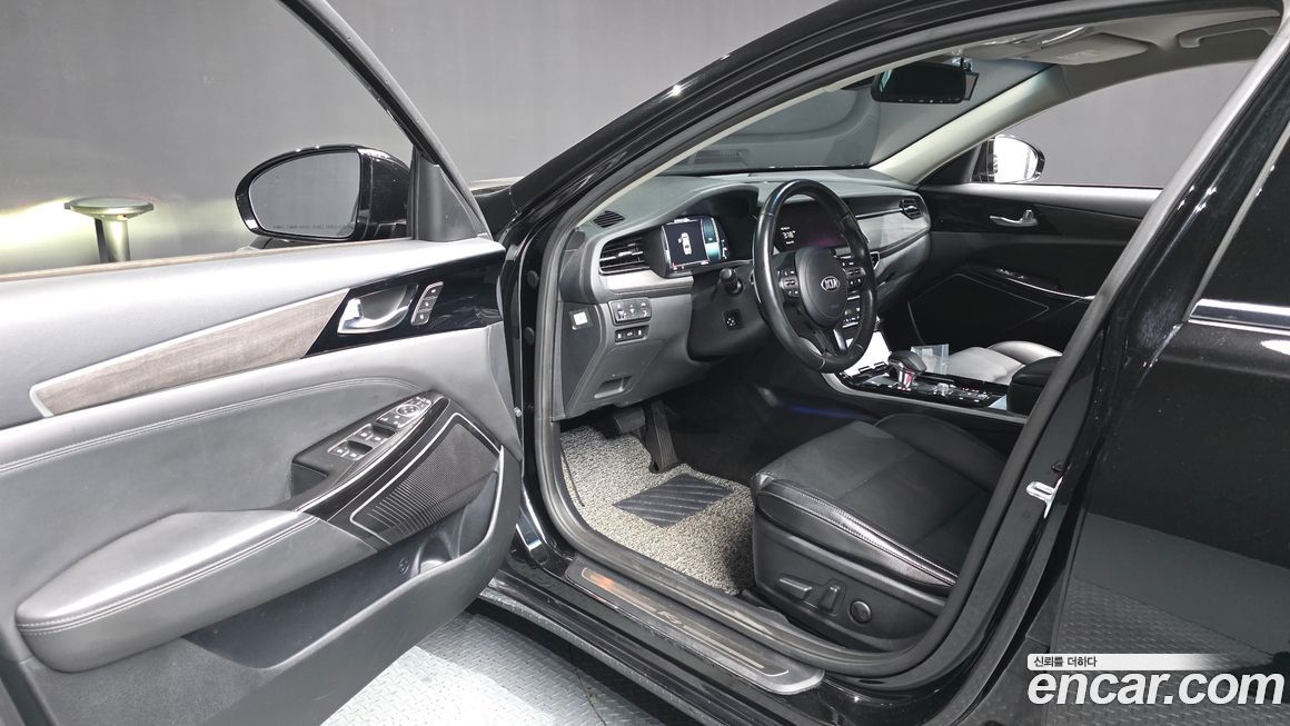 Kia K7 2021