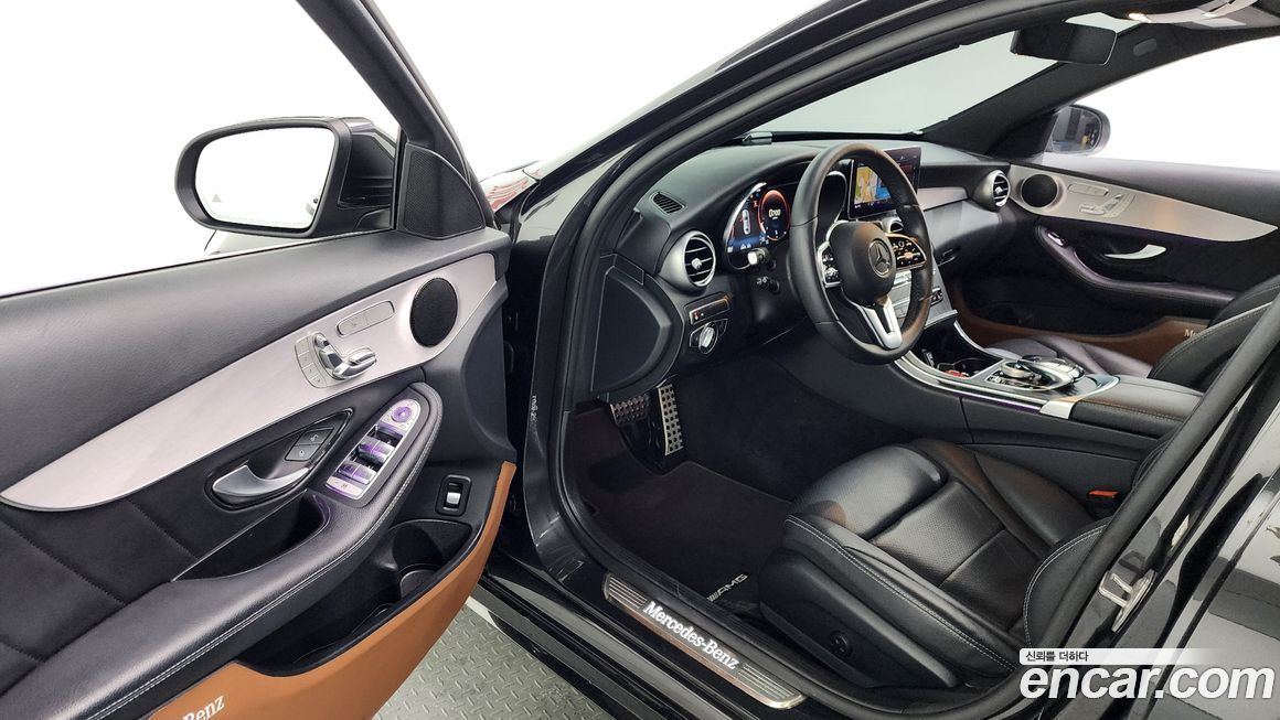 Mercedes-Benz C-Class 2021