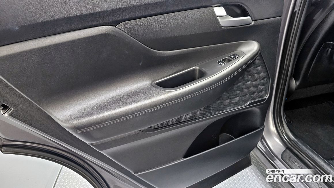 Hyundai Santafe 2022