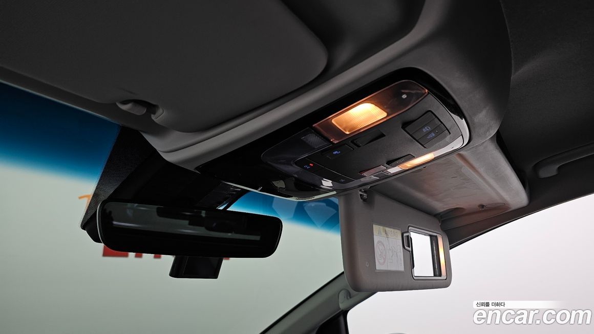Hyundai Staria 2024