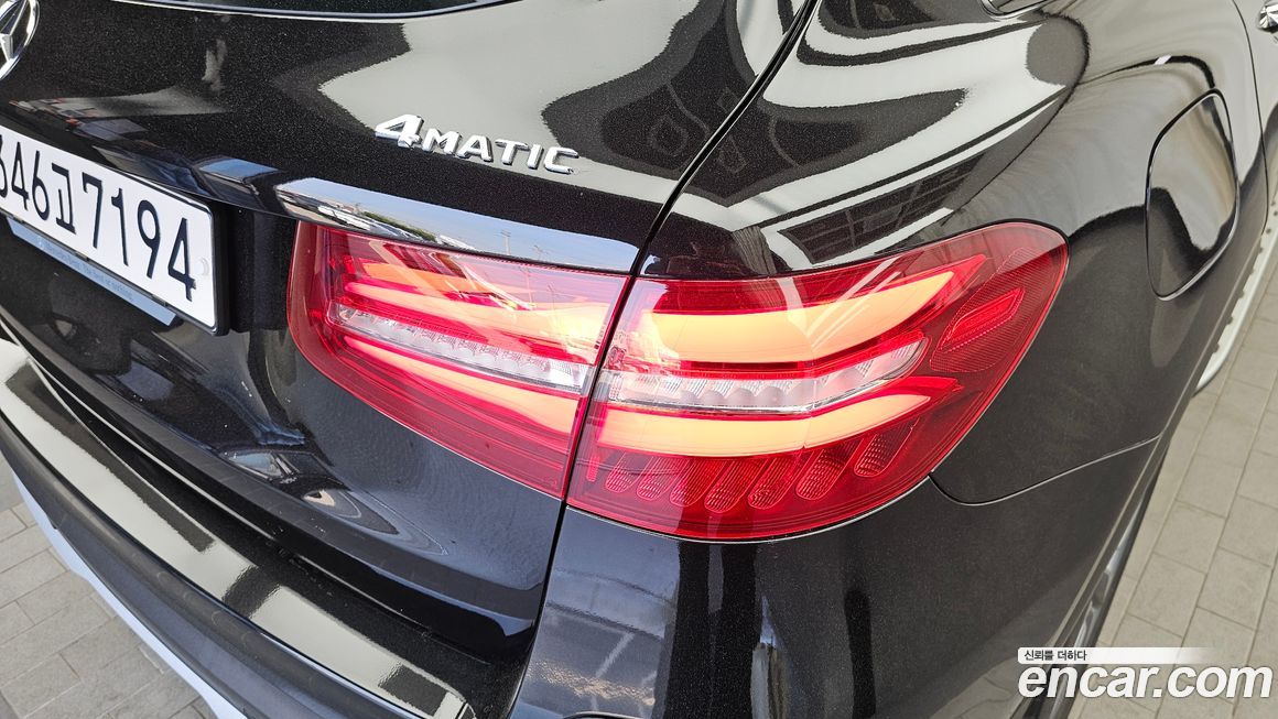 Mercedes-Benz GLC-Class 2019