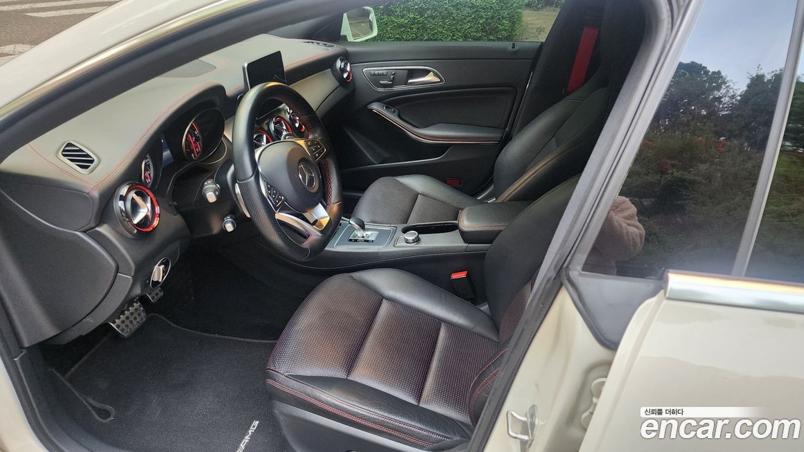 Mercedes-Benz CLA-Class 2015