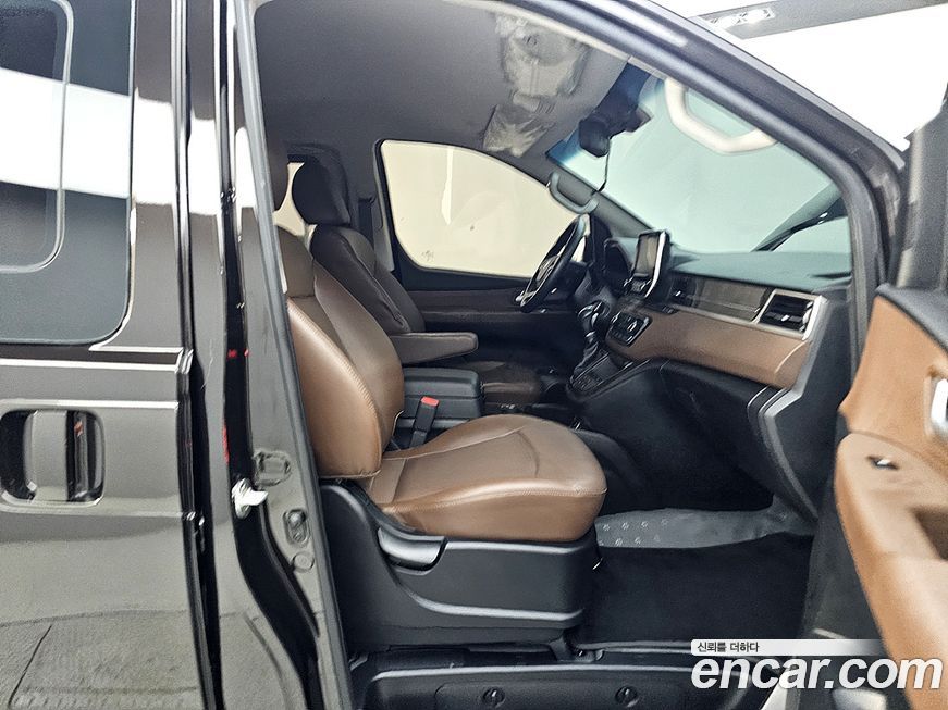 Hyundai Starex 2018