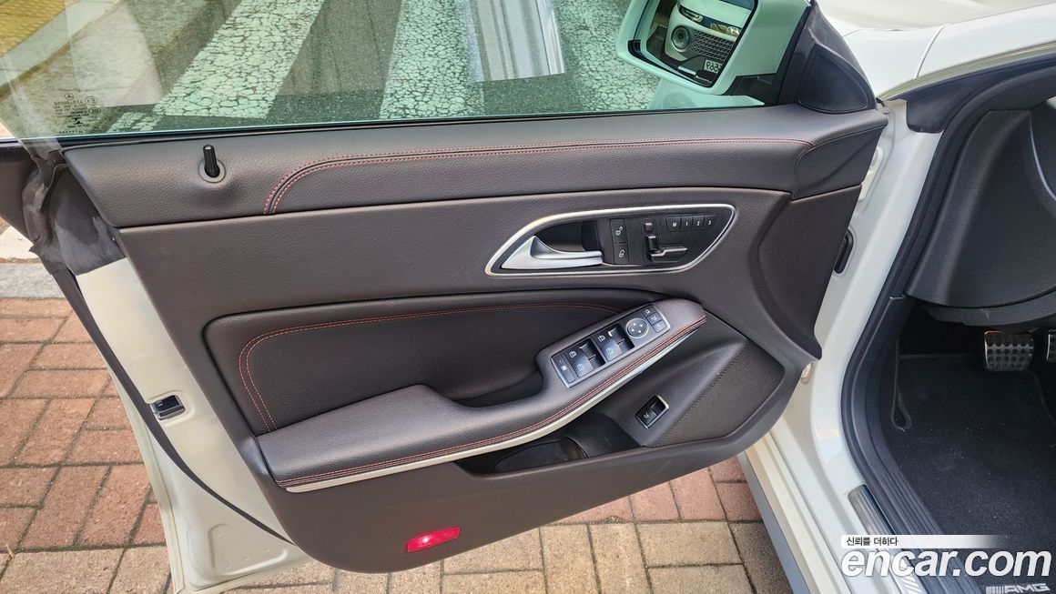 Mercedes-Benz CLA-Class 2015