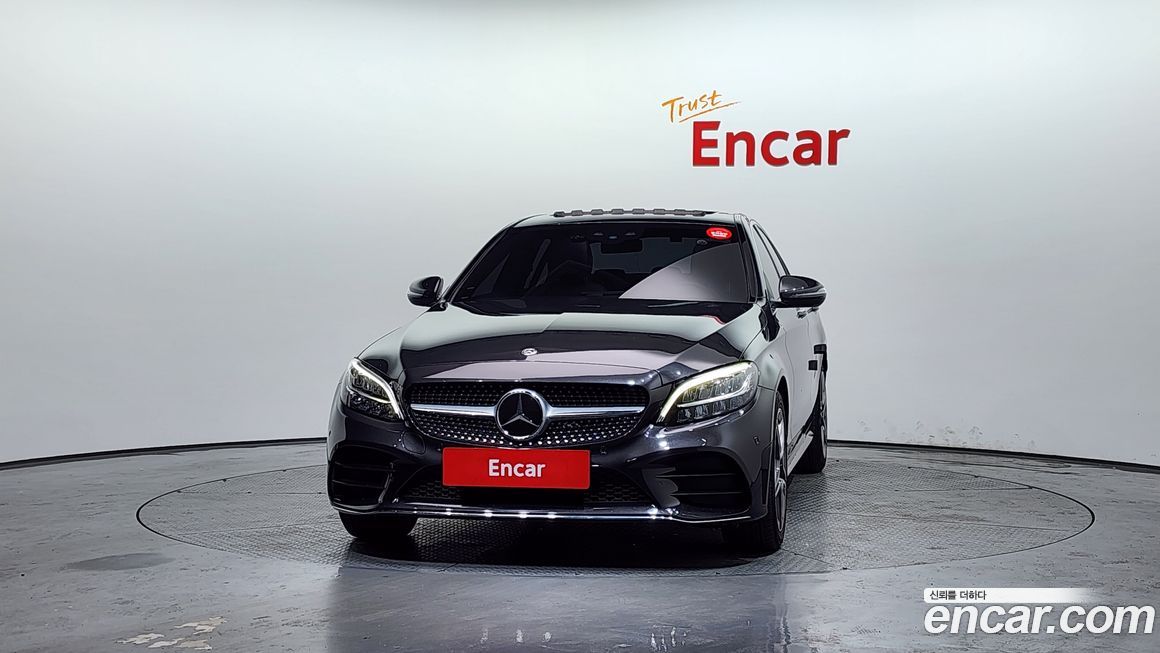 Mercedes-Benz C-Class 2021